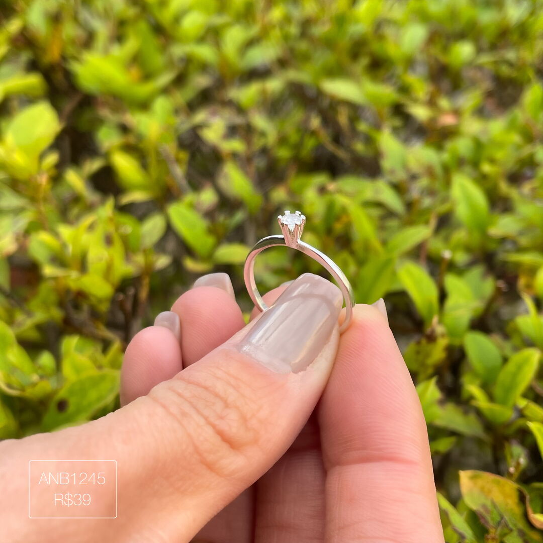 Anel Solitário Cristal Prateado